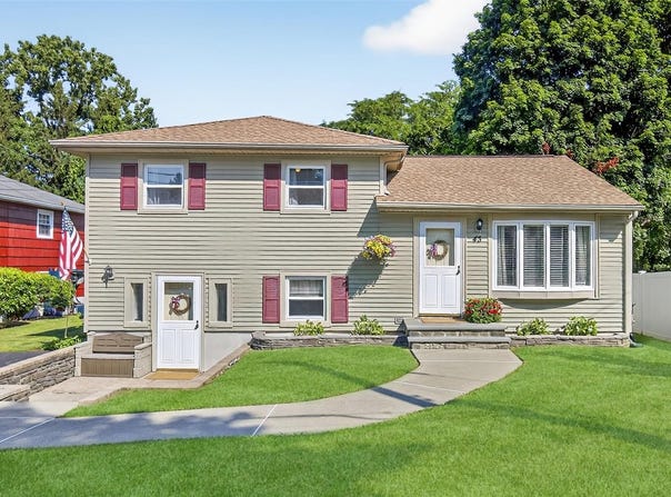 43 Sherman Drive, Newburgh, NY 12550
