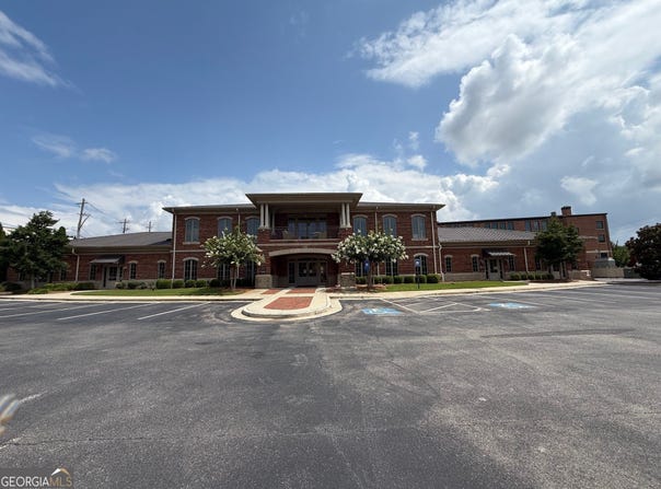 200 West Academy, Gainesville, GA 30501