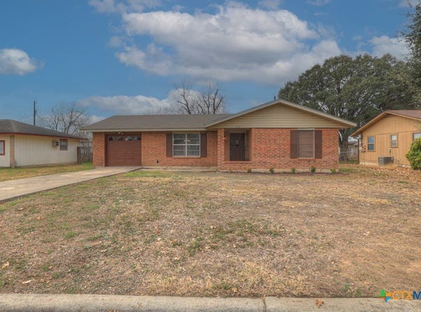 217 Gruene Road, New Braunfels, TX 78130