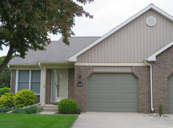 1476 Hampton Circle, Goshen, IN 46526-4689