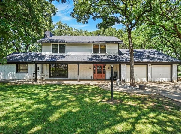124 Nottingham Circle, Bridgeport, TX 76426
