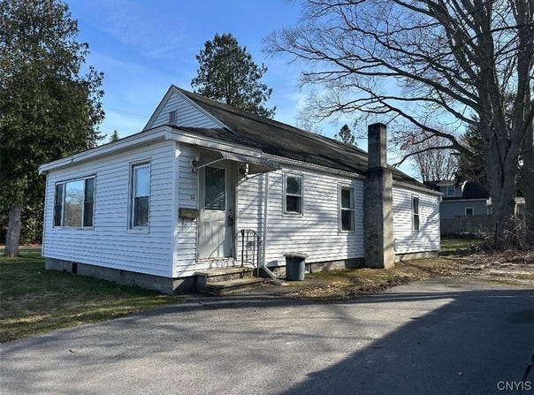 26 Chestnut Street, Whitestown, NY 13417