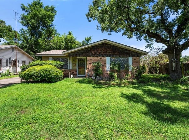 120 Woodland Avenue, Corsicana, TX 75110