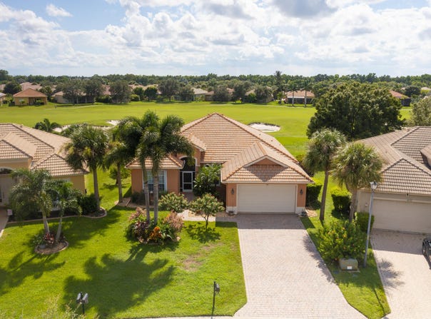 424 NW Sheffield Circle, Port Saint Lucie, FL 34983