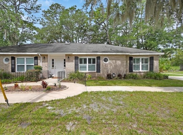 720 S HILL Avenue, DELAND, FL 32724