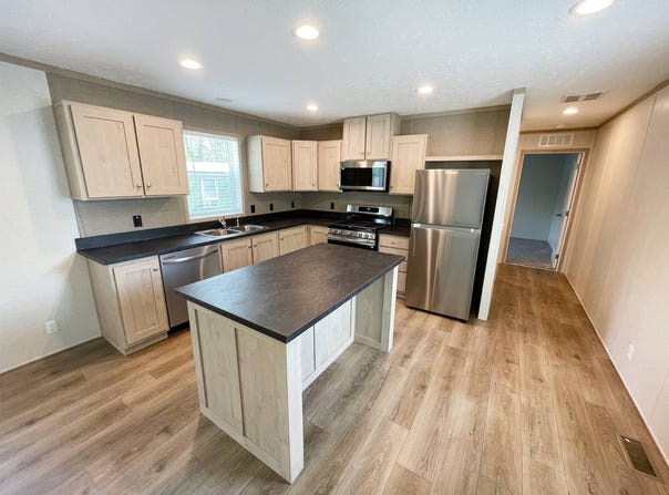 108 Woodmoor Court, Leavenworth, KS 66048