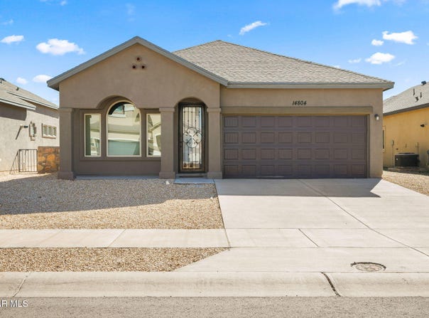 14804 TIERRA ESCAPE Avenue, El Paso, TX 79938