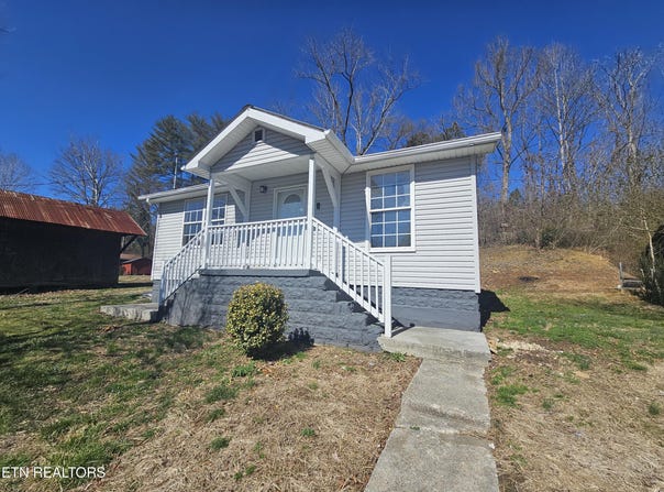 1093 Old Bell High Rd, Pineville, KY 40977
