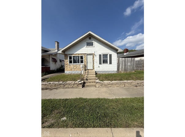 1530 Ohio Avenue, Anderson, IN 46016