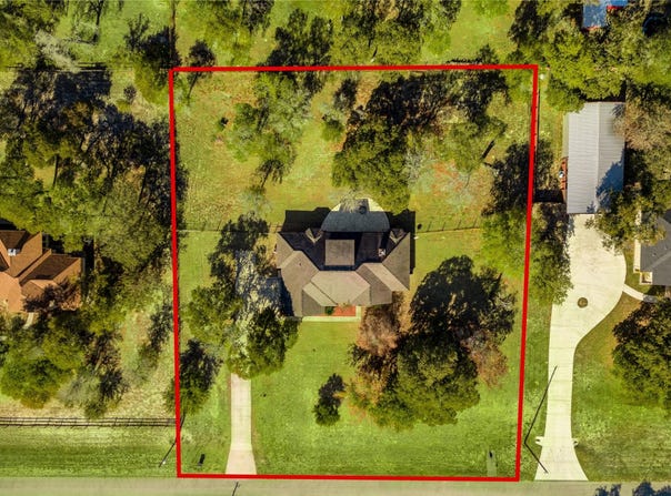 455 Rose Blossom LOOP, La Vernia, TX 78121
