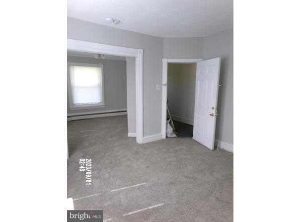 953 BROADWAY, WESTVILLE, NJ 08093