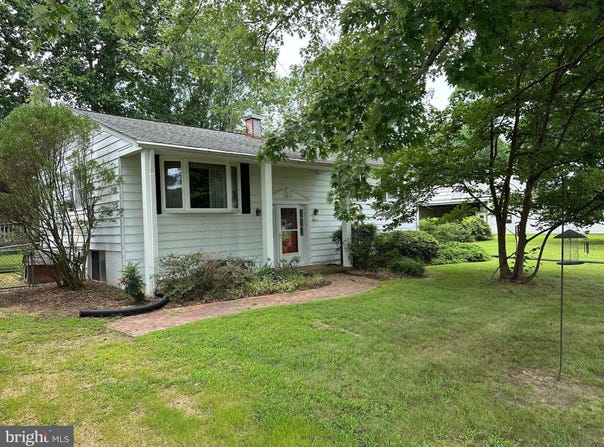 24435 LAKELAND DRIVE, HOLLYWOOD, MD 20636