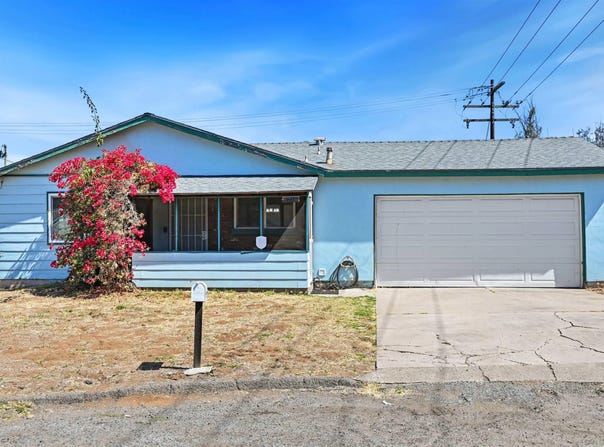 8976 Rover St., Spring Valley, CA 91977