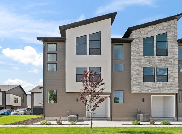 545 E 7215 S, Midvale, UT 84047
