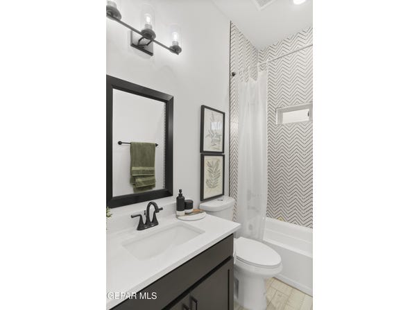 837 Durham Way, Horizon City, TX 79928