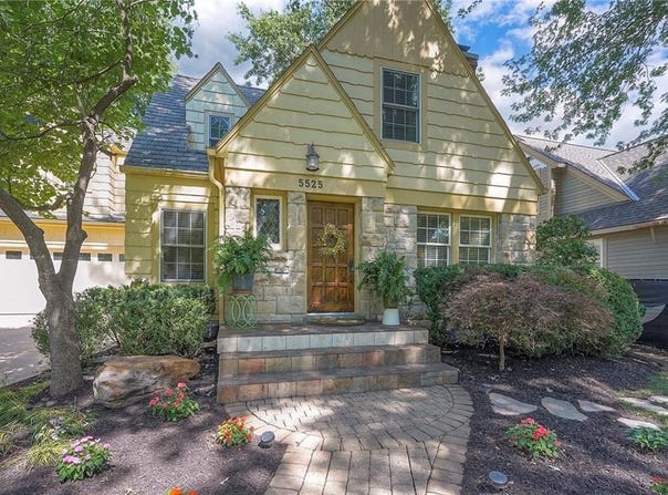 5525 Norwood Road, Fairway, KS 66205