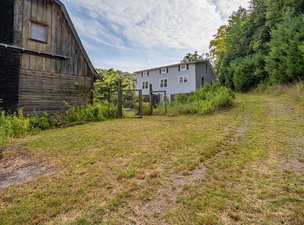 206 Merwinsburg Road, Effort, PA 18330