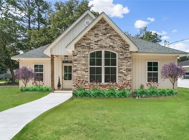 201 HAZELWOOD Street, Slidell, LA 70460