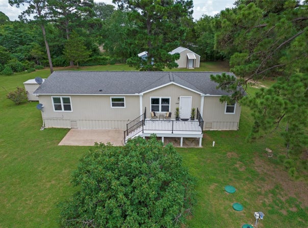 145 Cedar Shade LN, Bastrop, TX 78602
