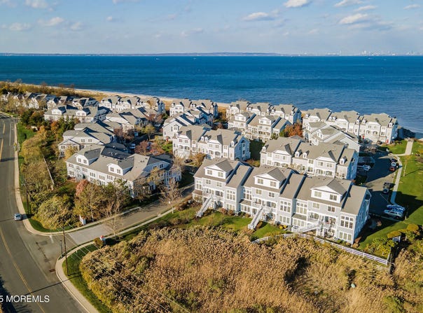 70 Golden Eye Lane, Port Monmouth, NJ 07758