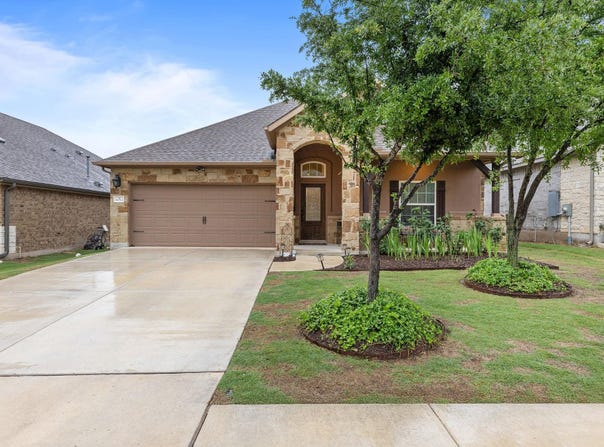 1012 Swan Flower ST, Leander, TX 78641