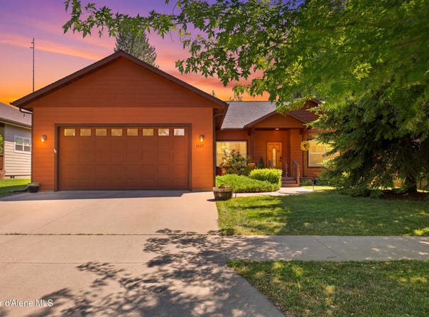 1625 Sequoia Lane, Sandpoint, ID 83864
