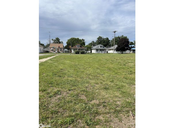 1924 Avenue L, Fort Madison, IA 52627