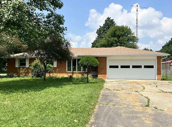 6910 W Cornbread Road, Yorktown, IN 47396