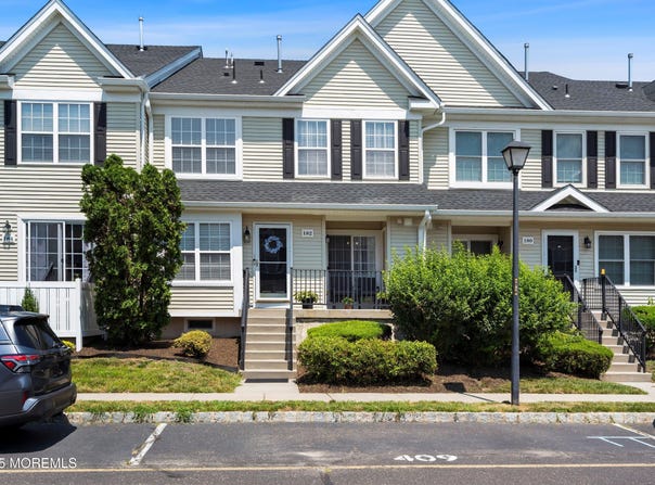 182 Brookfield Drive, Jackson, NJ 08527