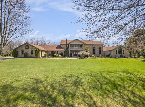 219 Adolph Shores Drive, Coldwater, MI 49036