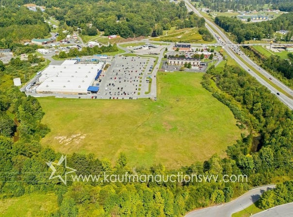 Webster Rd, Summersville, WV 26651