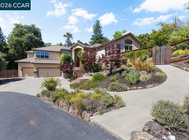 20 Monte Crest Ct, Walnut Creek, CA 94595