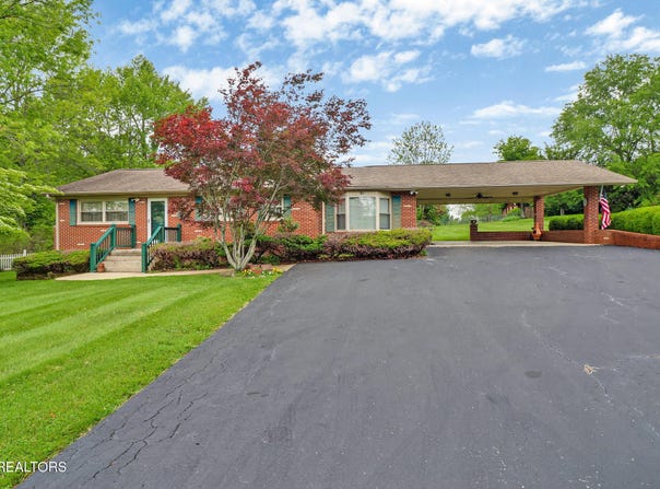 61 Malver Drive, Crossville, TN 38555