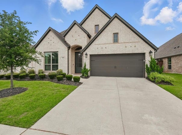1110 Sandgate Drive, Forney, TX 75126