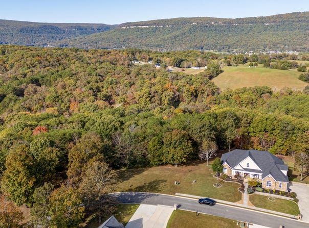 Skyhigh Drive, Dunlap, TN 37327