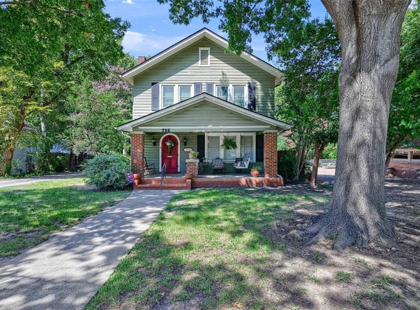 706 N Woods Street, Sherman, TX 75092