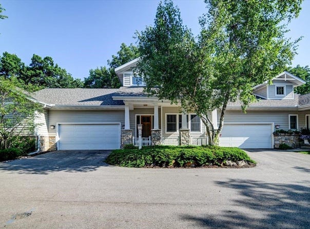 18 Glen Arbor Way, Fitchburg, WI 53711