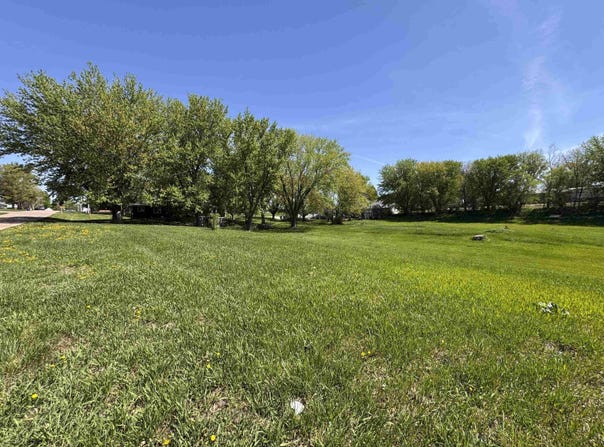 Brides Circle Dr, Kingsley, IA 51028
