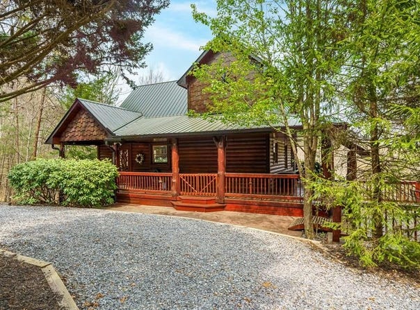 133 Dallas Lane, Blue Ridge, GA 30513