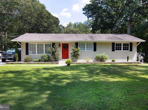1642 JANVIER ROAD, WILLIAMSTOWN, NJ 08094