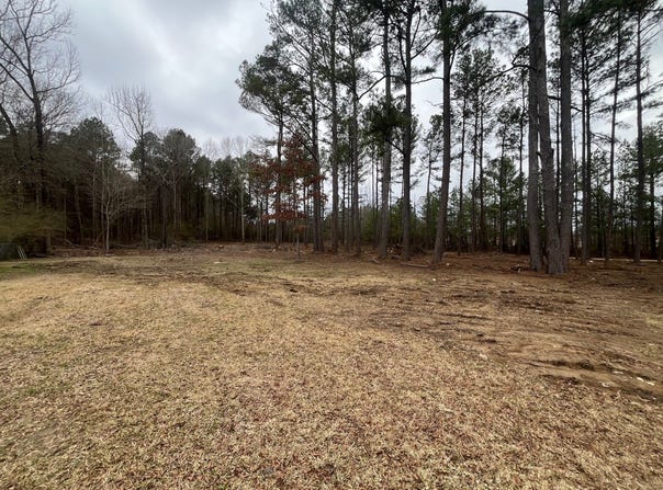 2985  Carrollton Road, Grenada, MS 38901