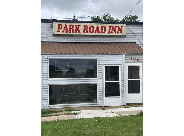 306 Park Road, Waterloo, IA 50703