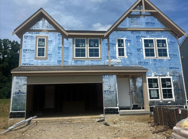 362 Isaac Tharp Street, Pataskala, OH 43062