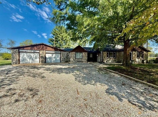 235 Maple Avenue, Licking, MO 65542