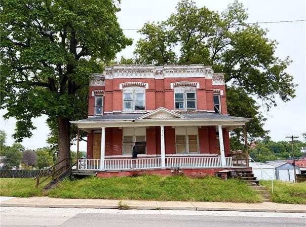 717 719 Mount Mora Road, St Joseph, MO 64501