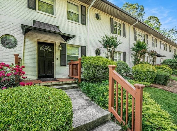 2477 Decatur Road, Decatur, GA 30033