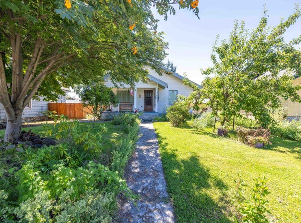 621 W MANSFIELD Ave, Spokane, WA 99205
