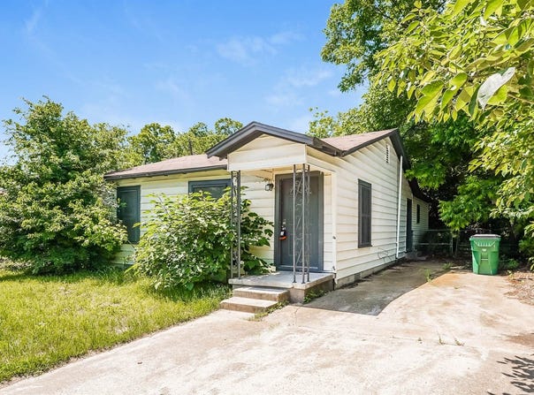 620 Tulane Street, Beverly Hills, TX 76711