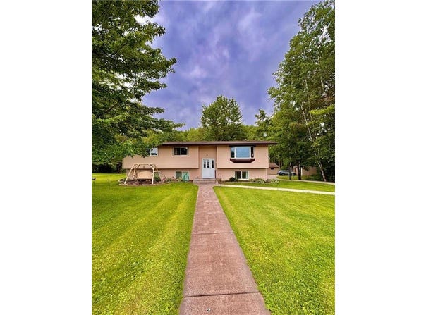 4488 Konieska Road, Moose Lake, MN 55767