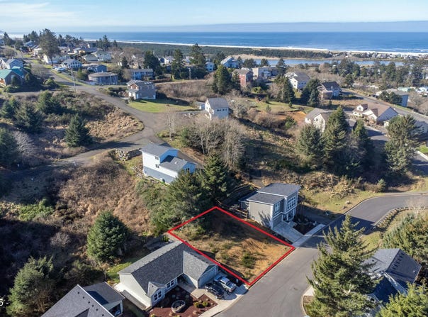 69 Kahana Court, Pacific City, OR 97135